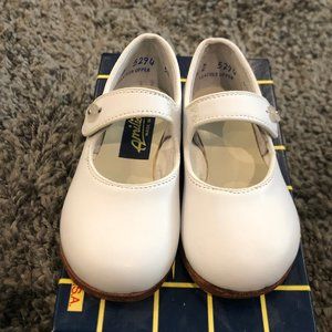 Girls Amilio White Leather Button Flats